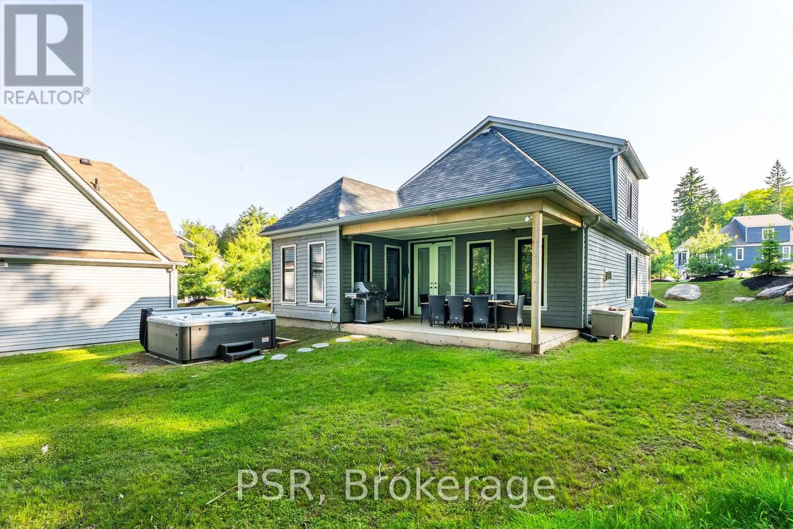 15 - 2054 PENINSULA ROAD, #15