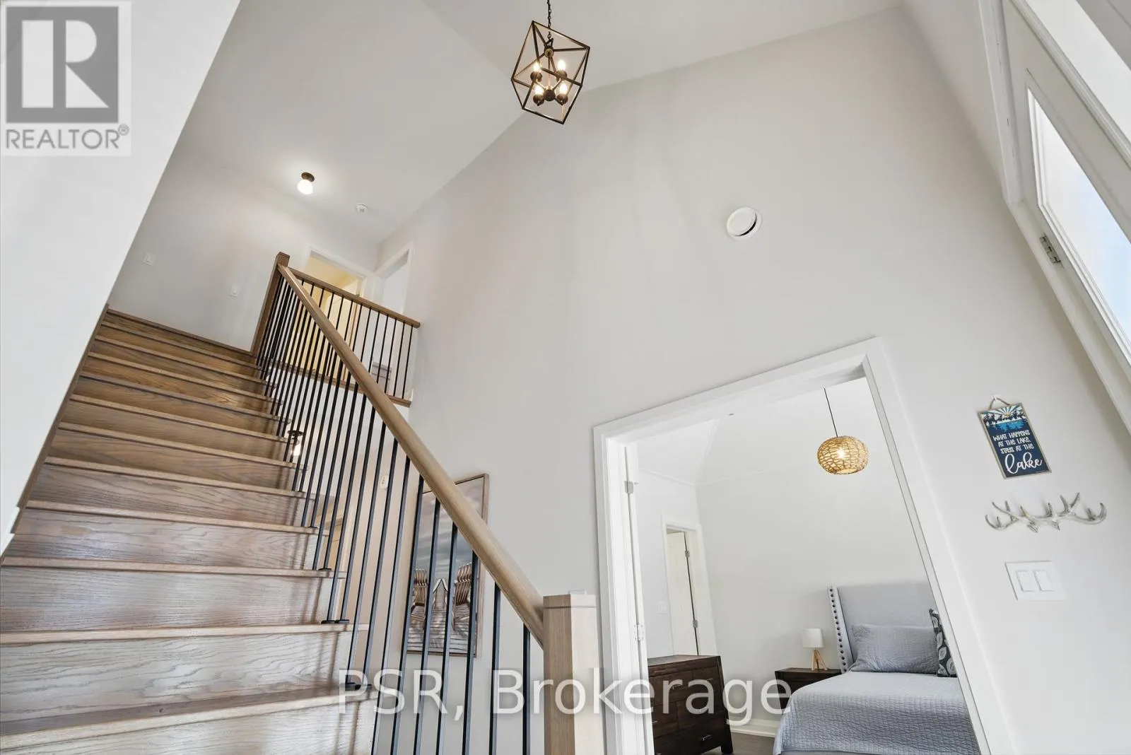 15 - 2054 PENINSULA ROAD, #15
