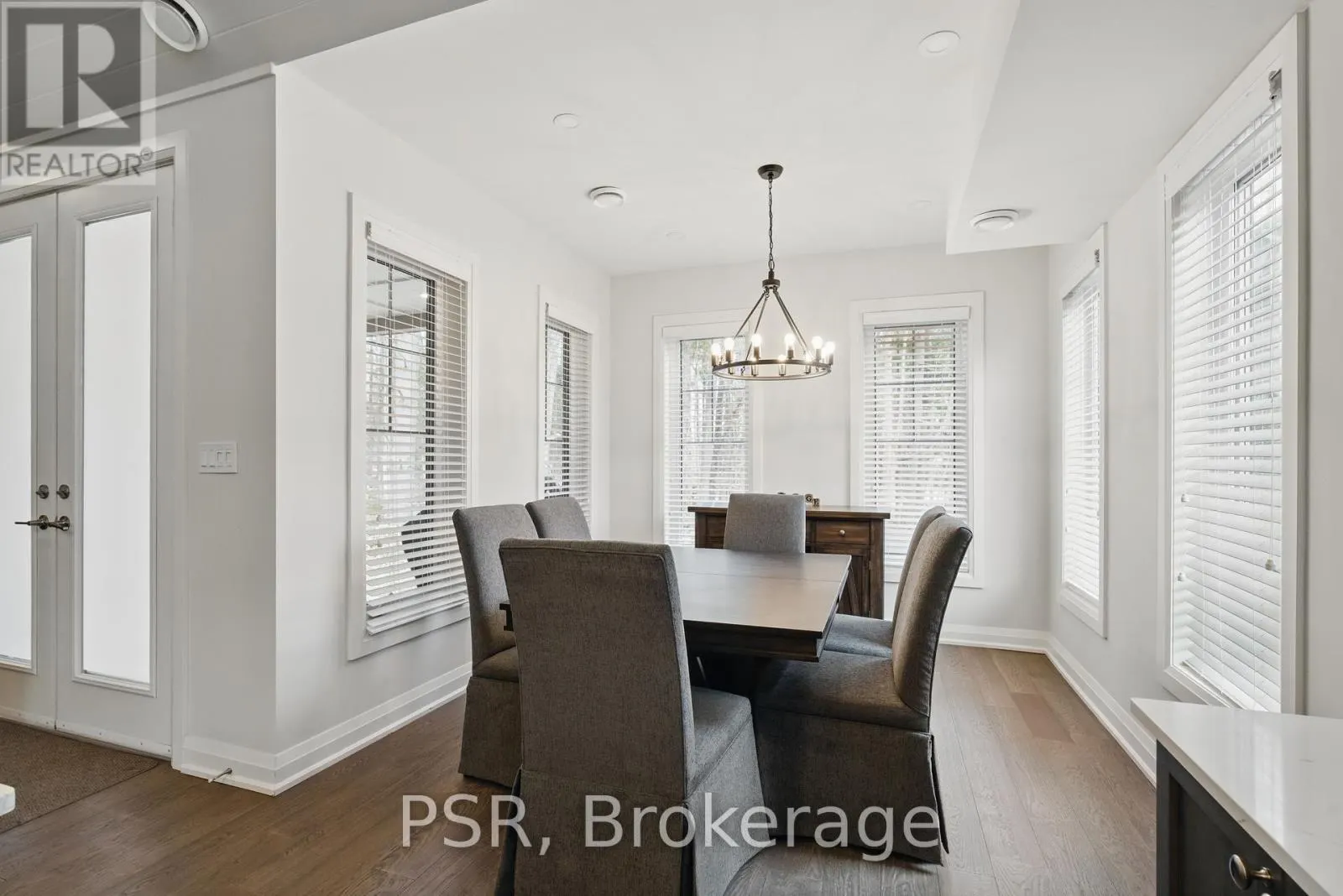 15 - 2054 PENINSULA ROAD, #15