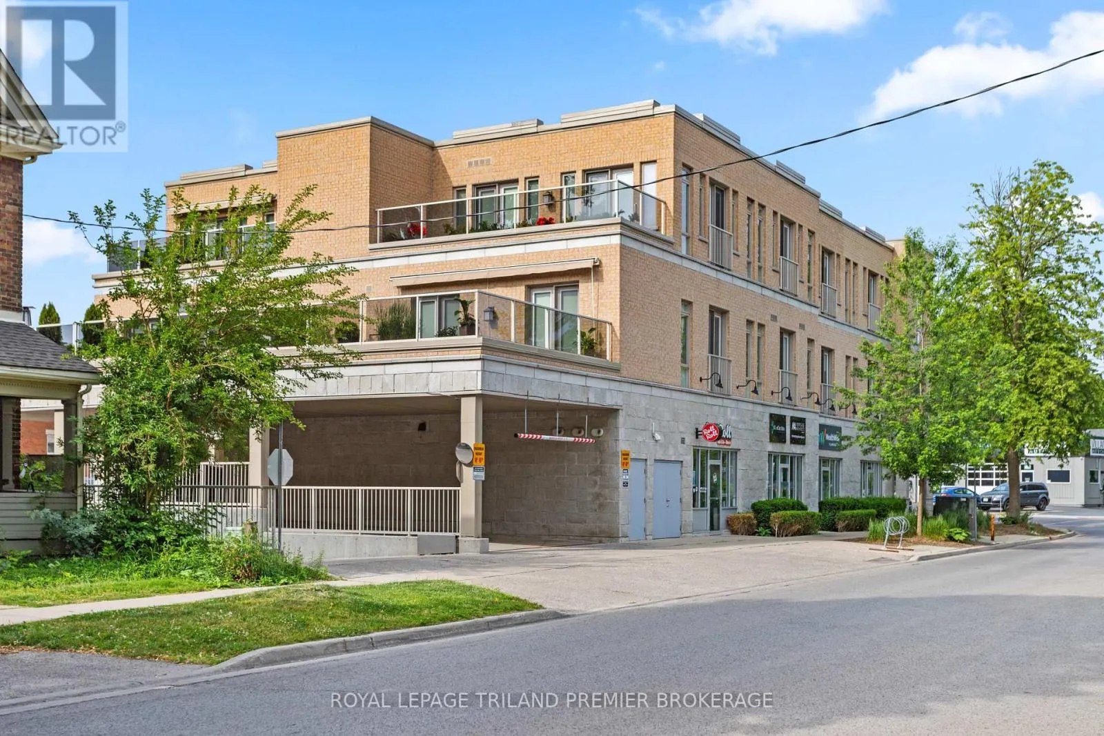 303 - 162 WORTLEY ROAD, #303
