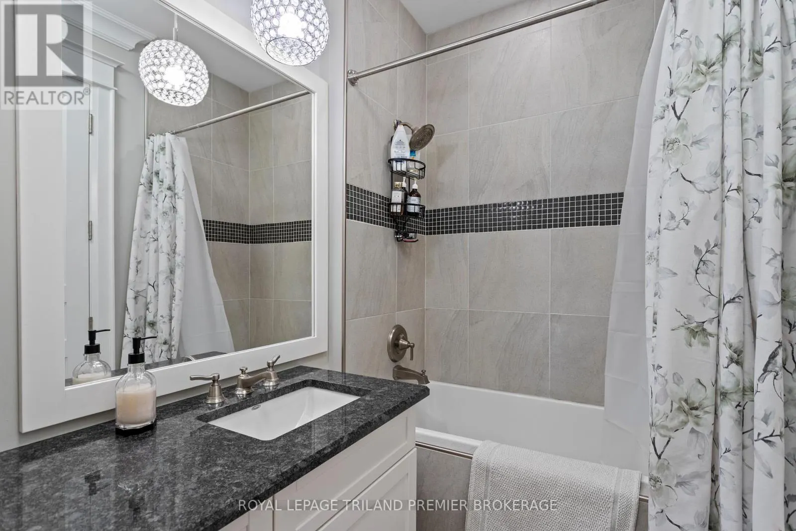 303 - 162 WORTLEY ROAD, #303