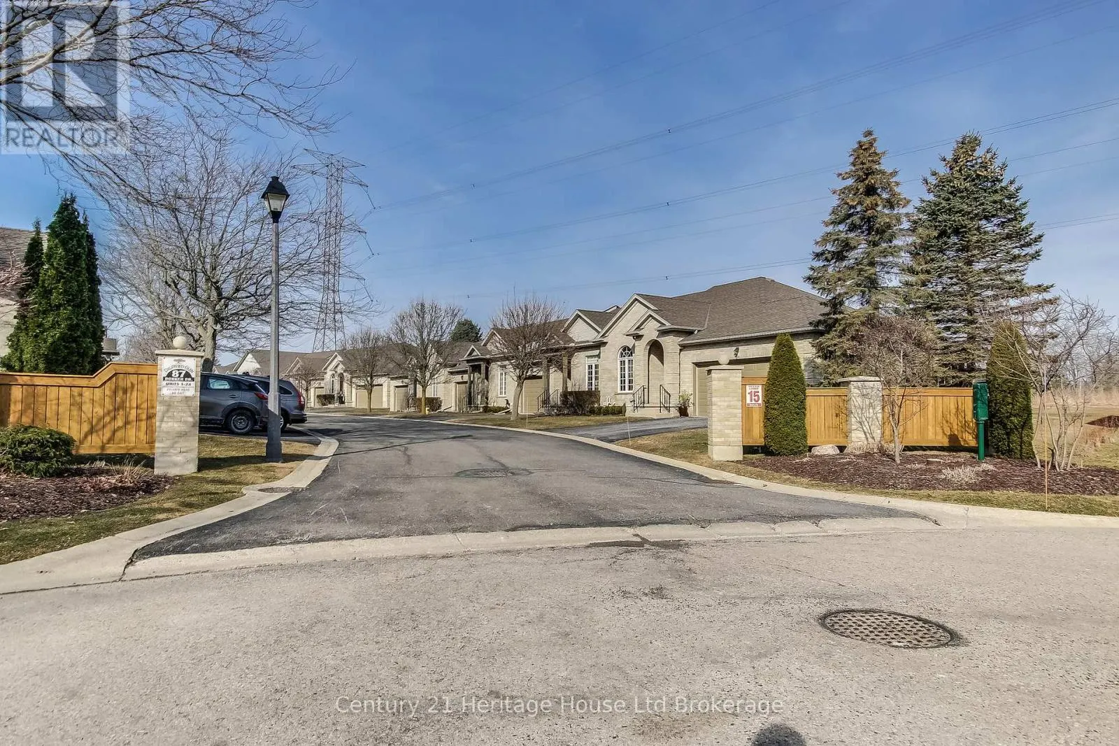 24 - 87 DONKER DRIVE, #24