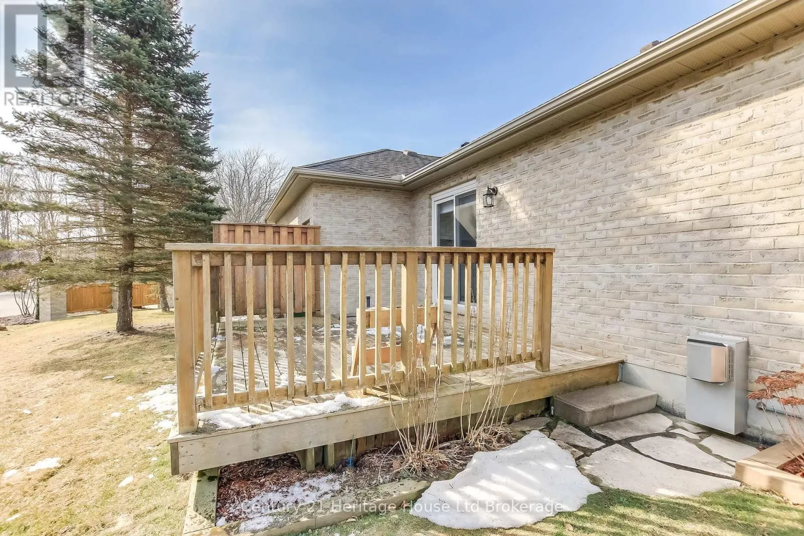 24 - 87 DONKER DRIVE, #24