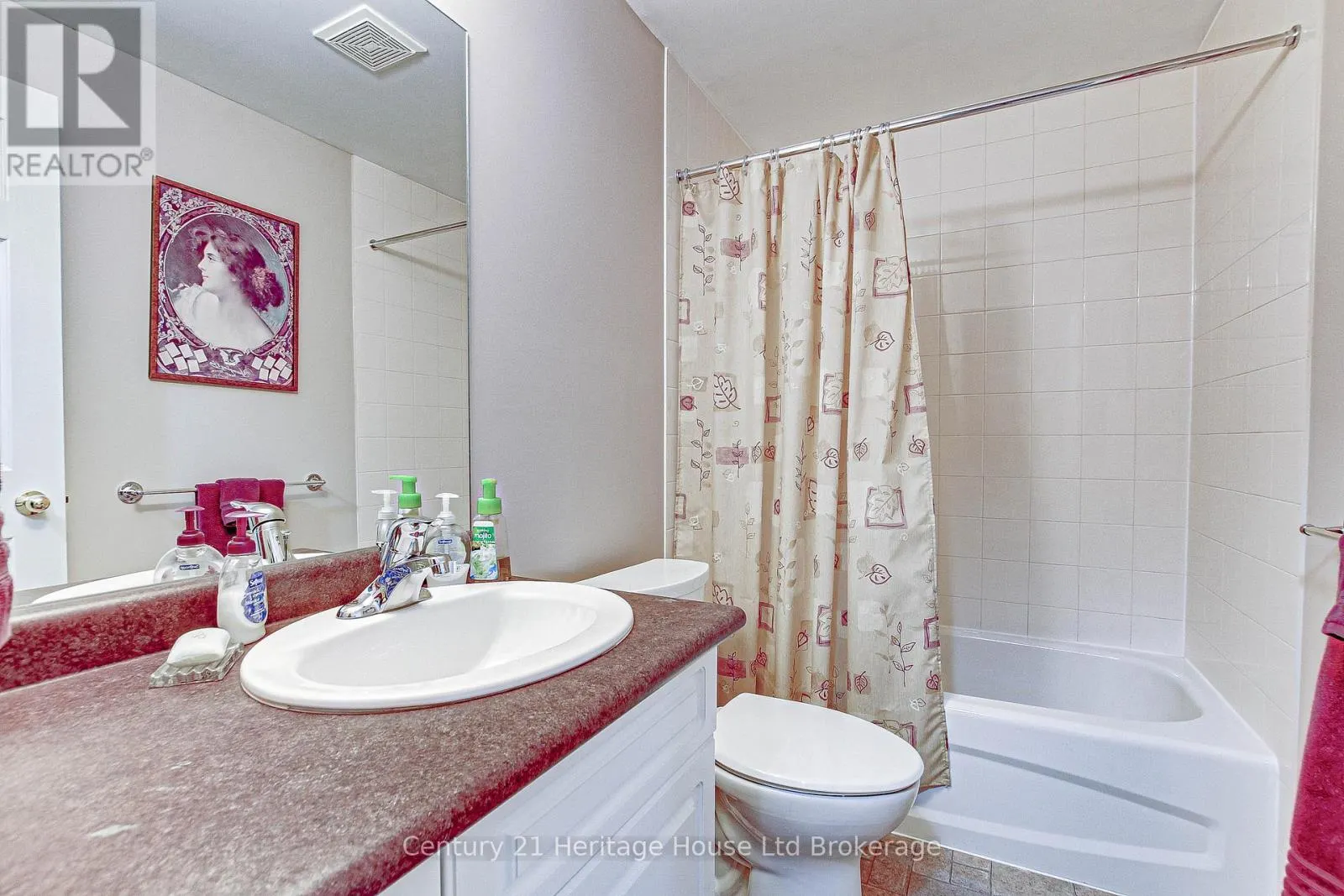 24 - 87 DONKER DRIVE, #24