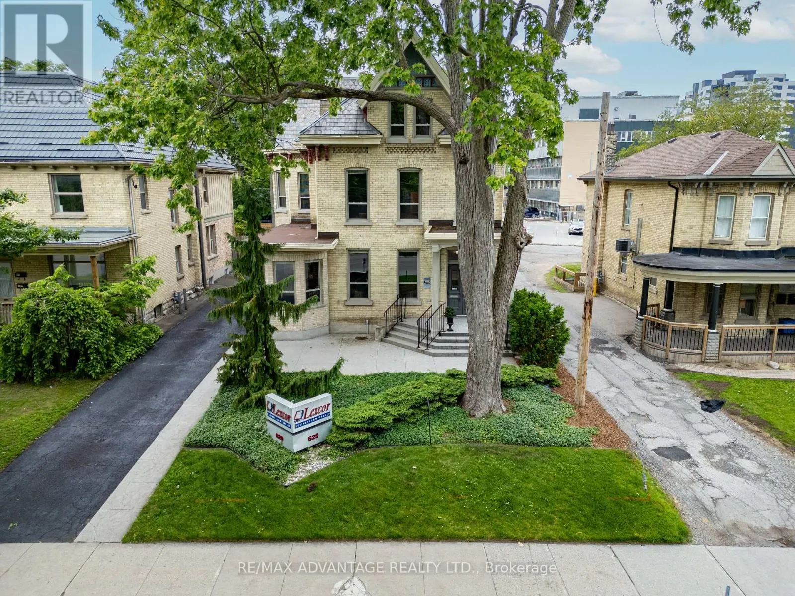 629 WELLINGTON STREET