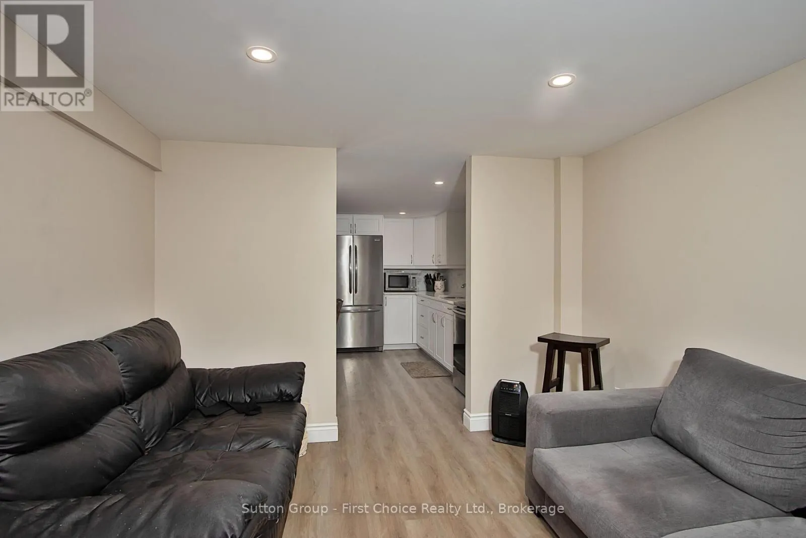 74 COBOURG STREET