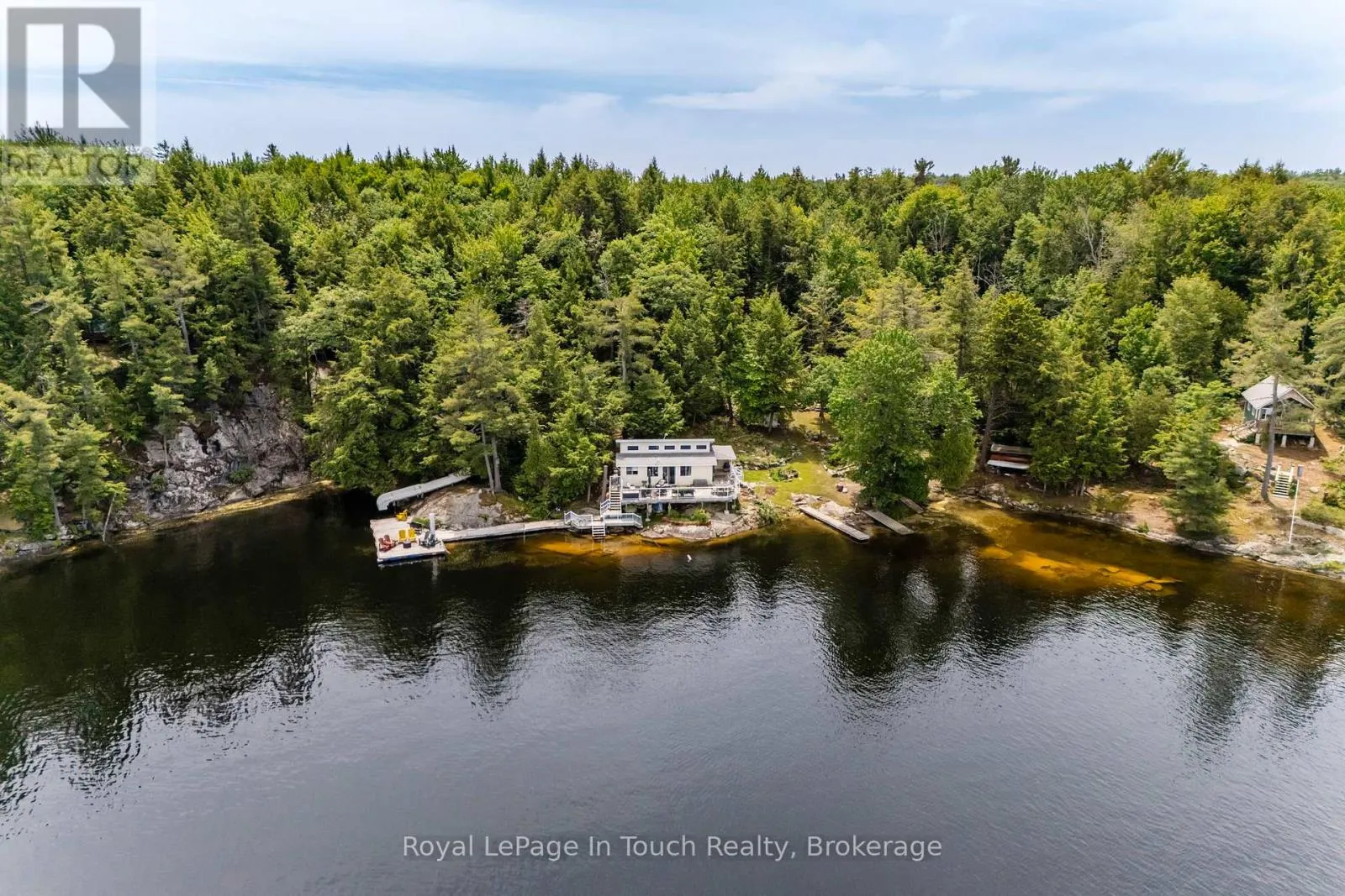 4 IS 270 GEORGIAN BAY ISLAND