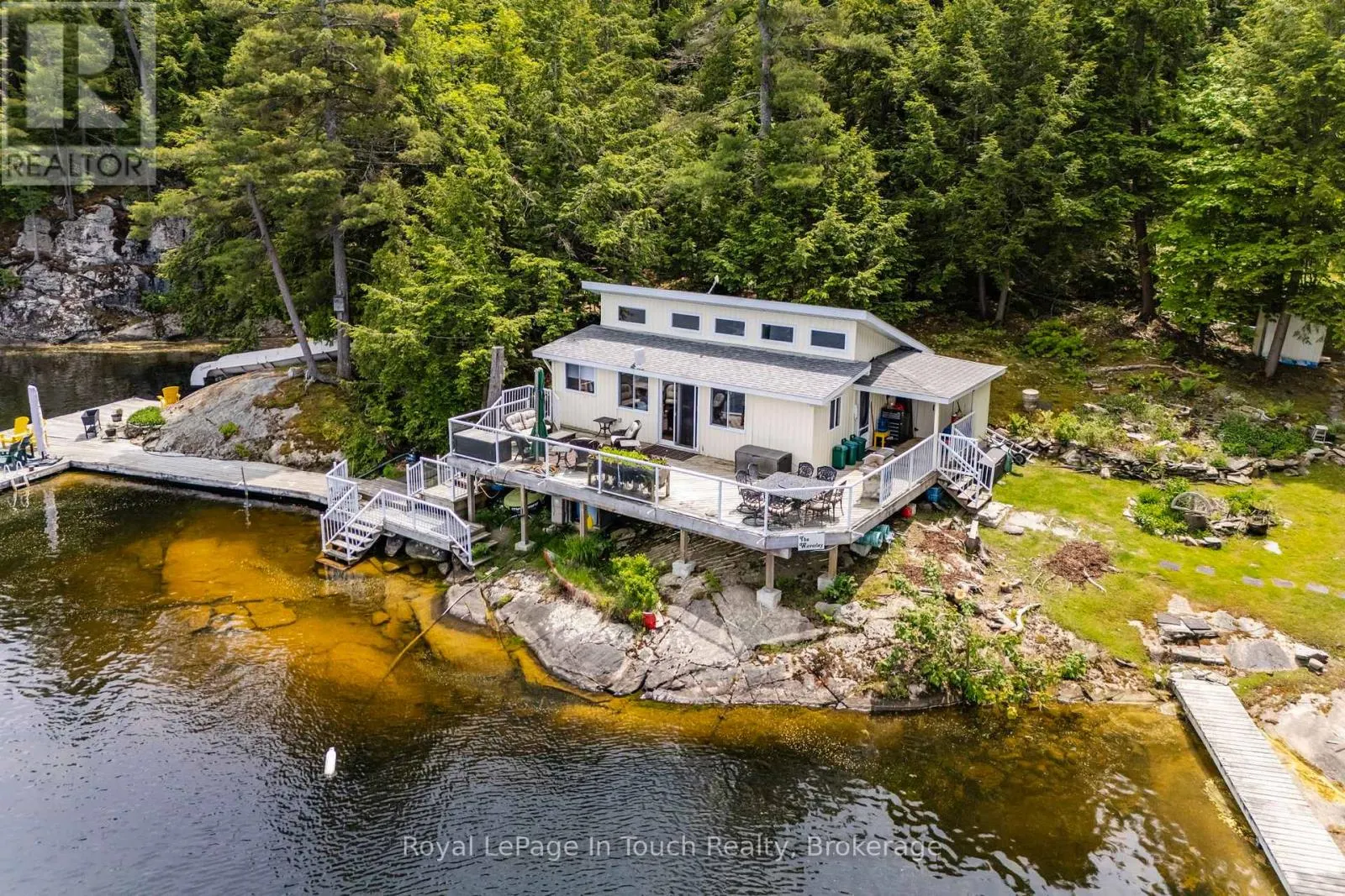 4 IS 270 GEORGIAN BAY ISLAND