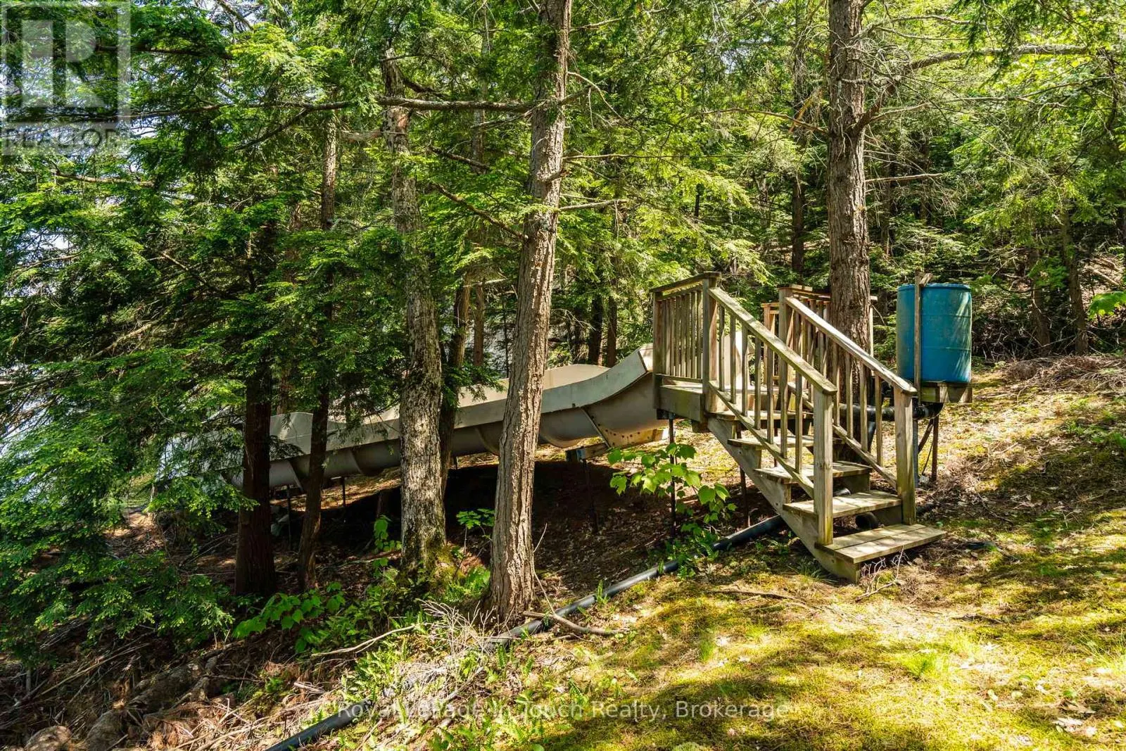4 IS 270 GEORGIAN BAY ISLAND