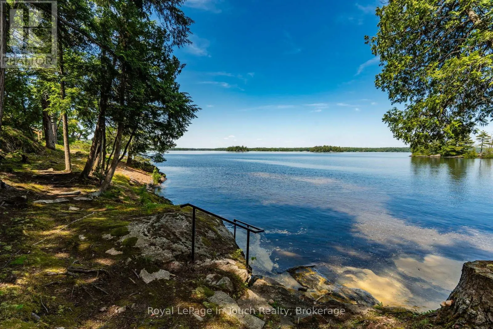 4 IS 270 GEORGIAN BAY ISLAND
