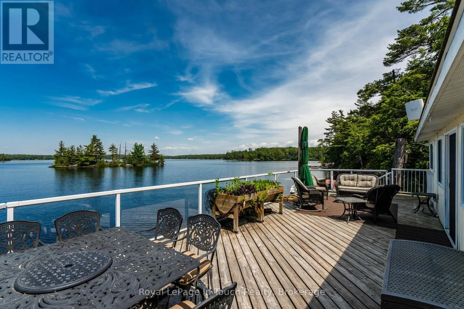 4 IS 270 GEORGIAN BAY ISLAND