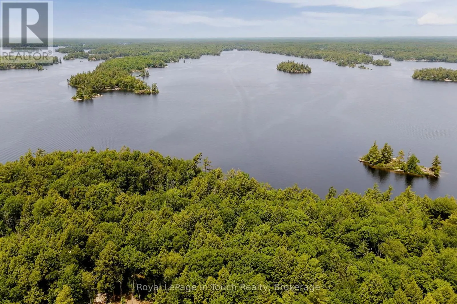 4 IS 270 GEORGIAN BAY ISLAND