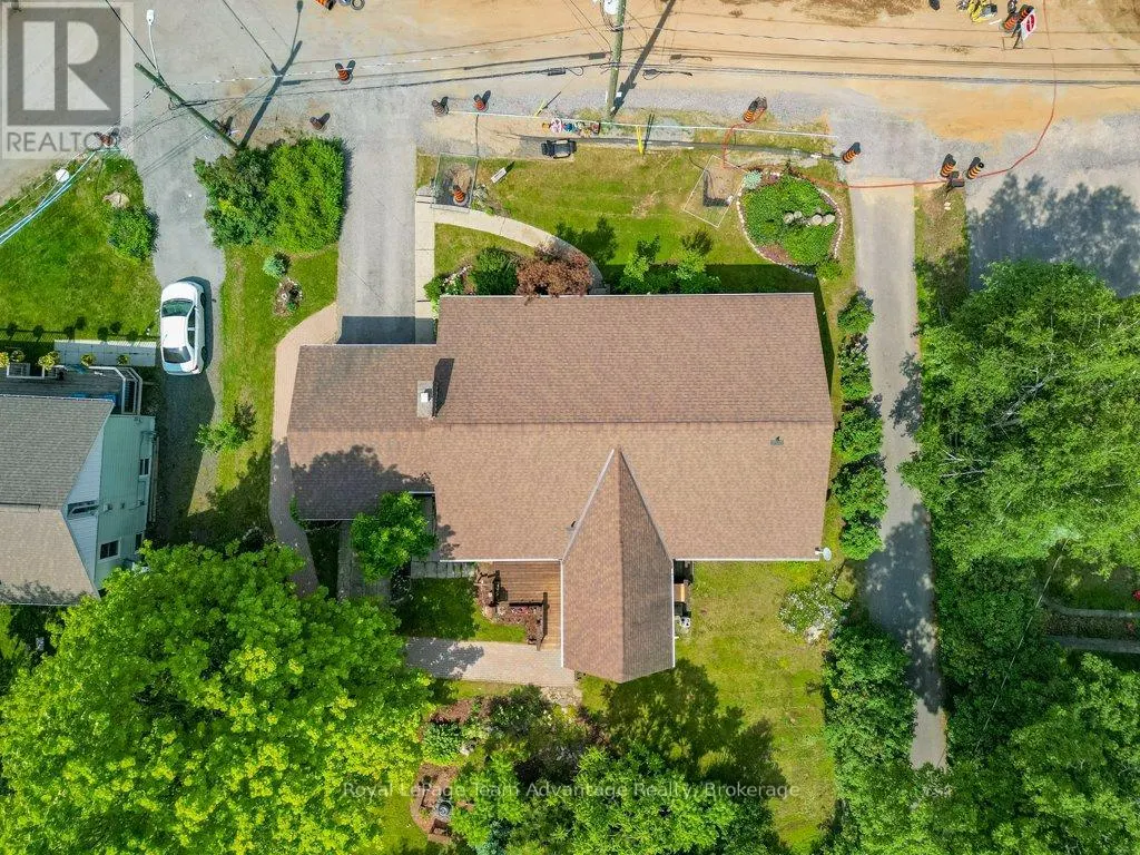 1 VICTORIA AVENUE