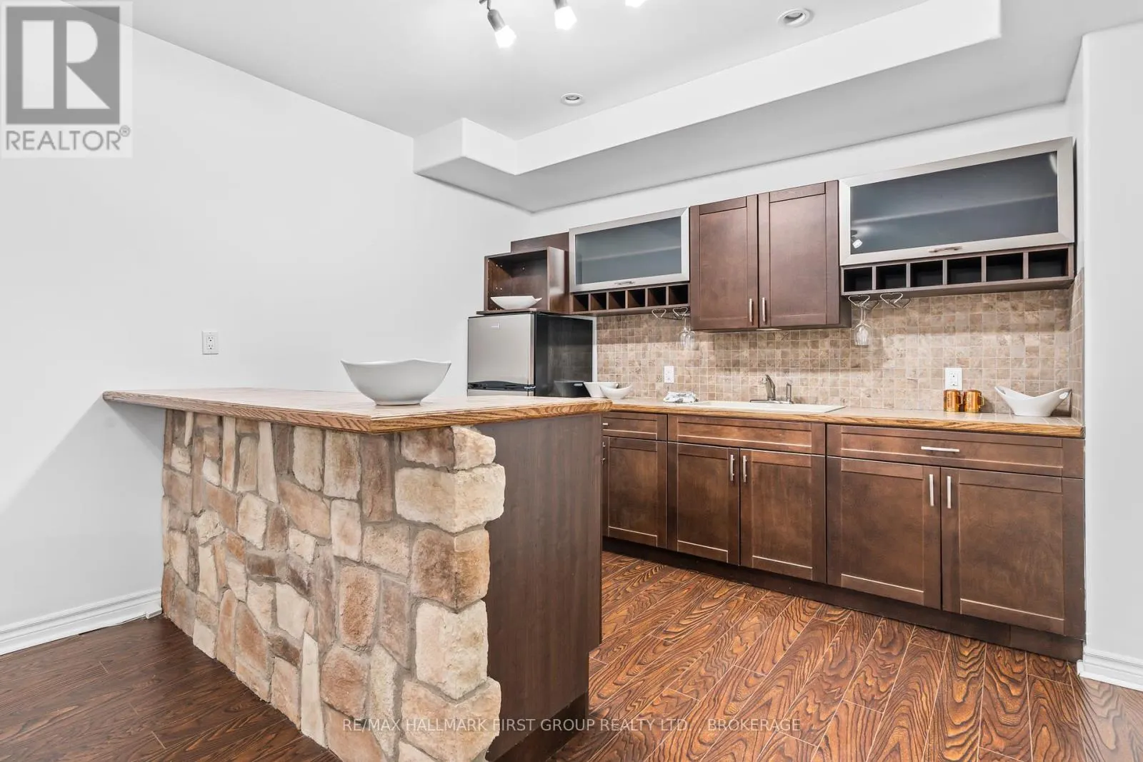 1461 ENGLISH WAY