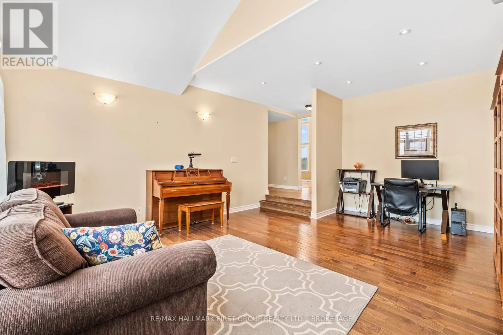 1461 ENGLISH WAY