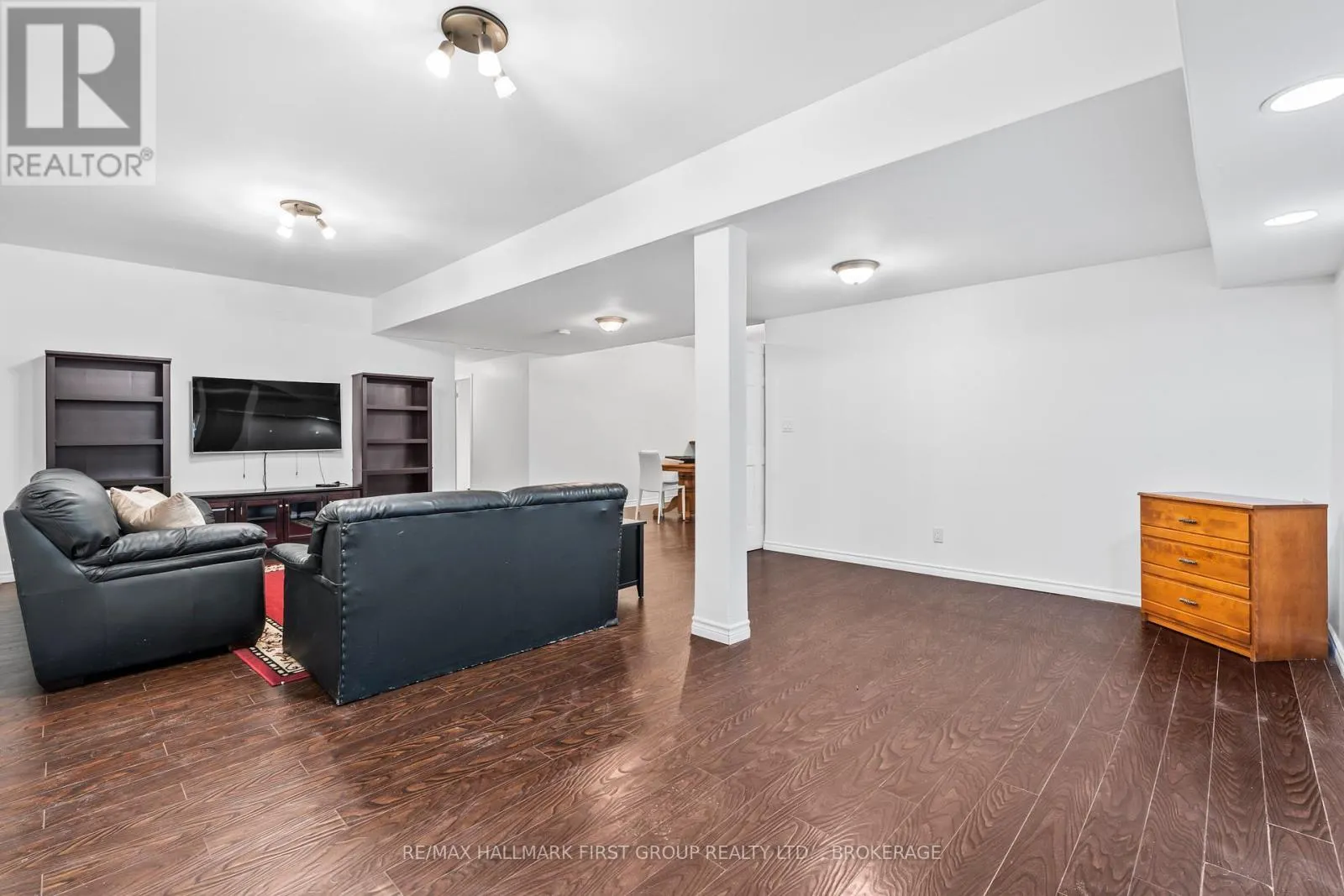 1461 ENGLISH WAY