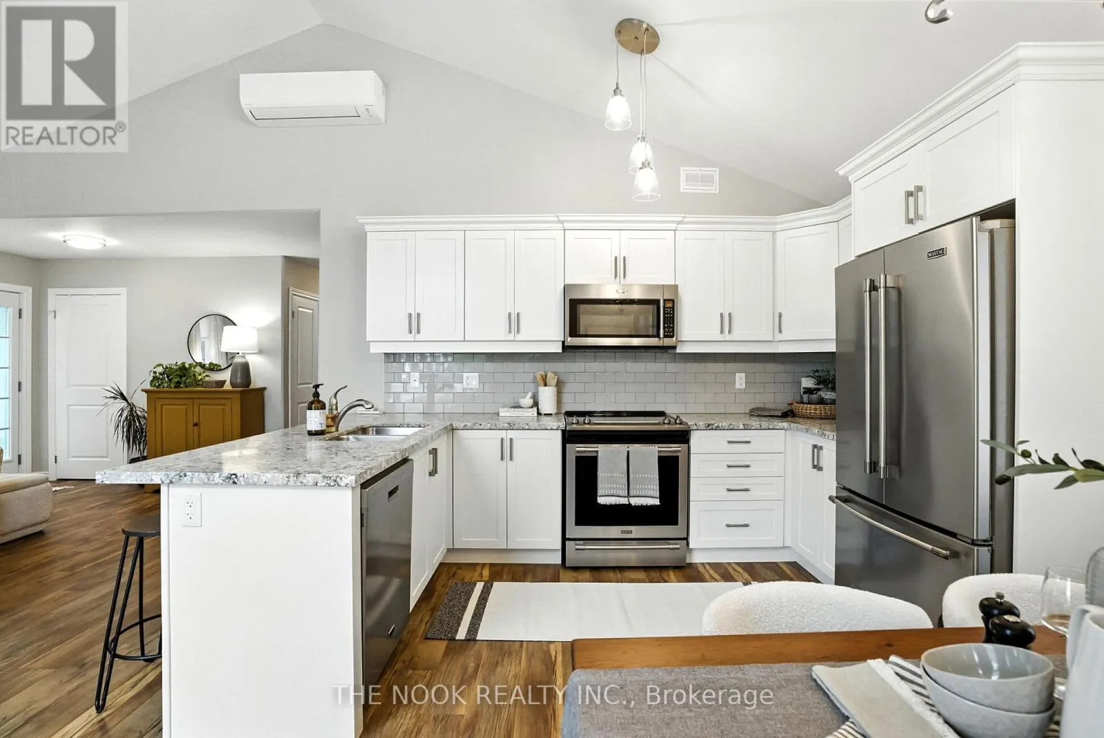 2101 - 300 CROFT STREET, #2101