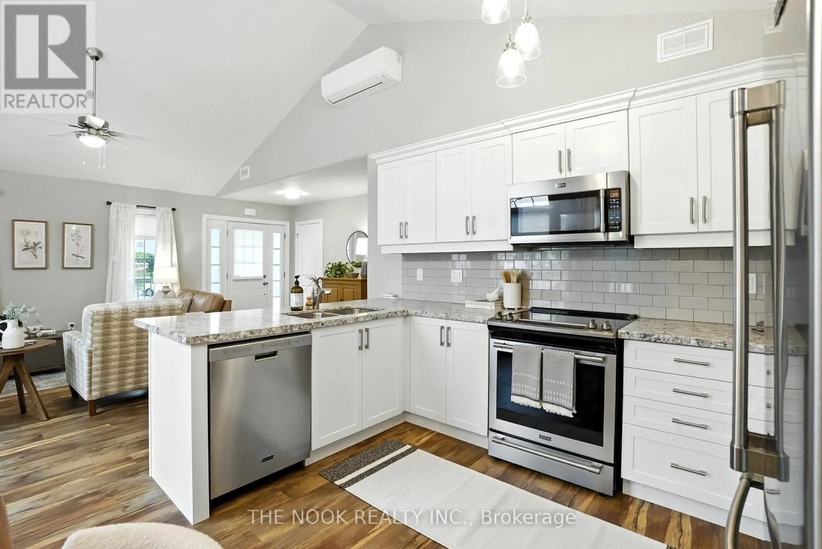 2101 - 300 CROFT STREET, #2101
