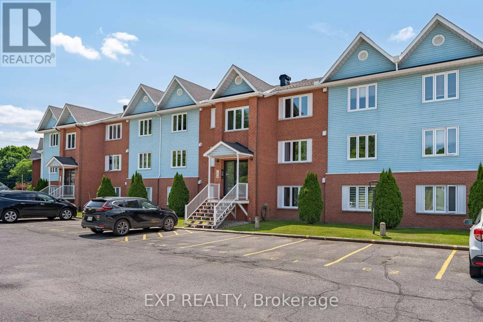 B6 - 160 EDWARDS STREET