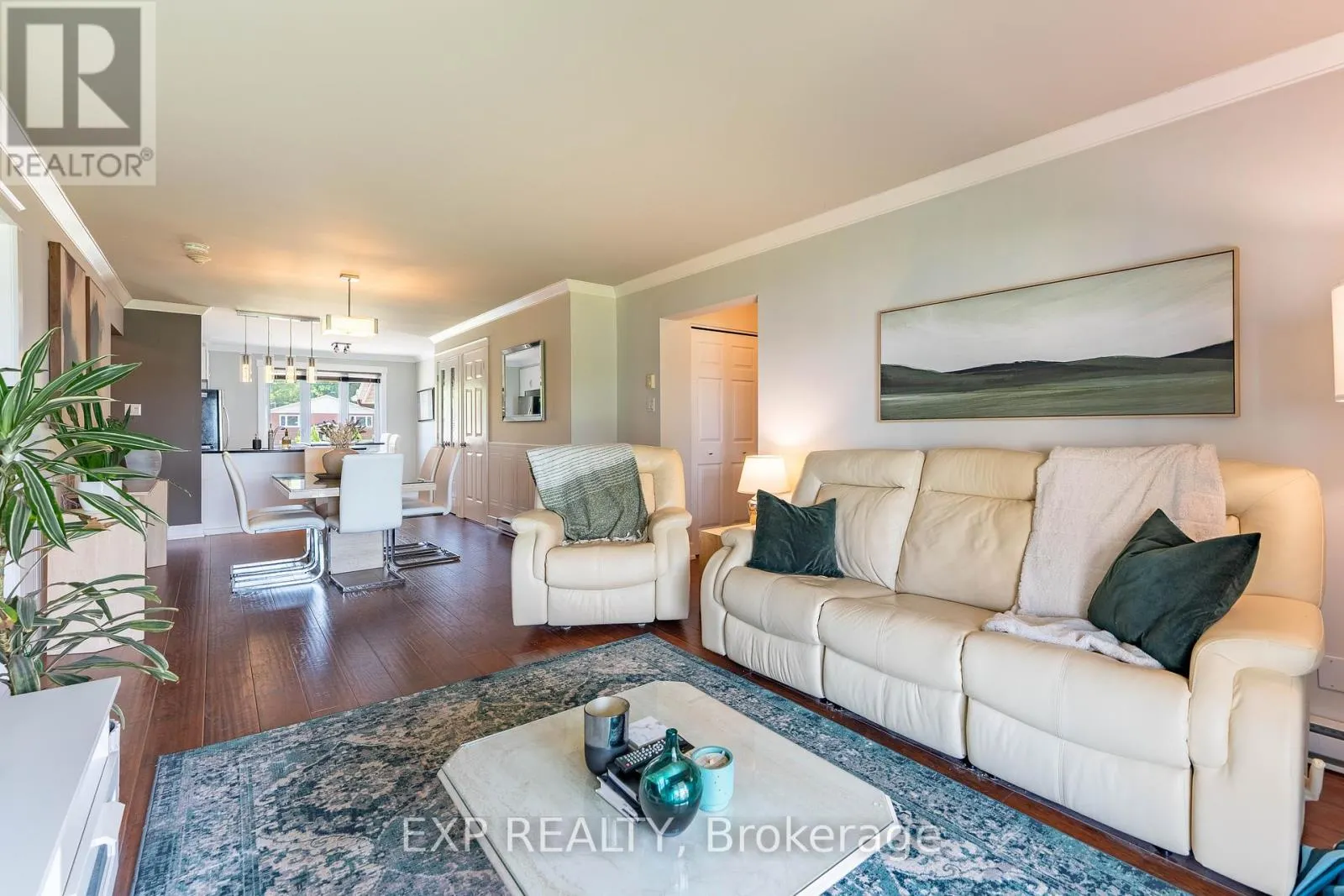 B6 - 160 EDWARDS STREET