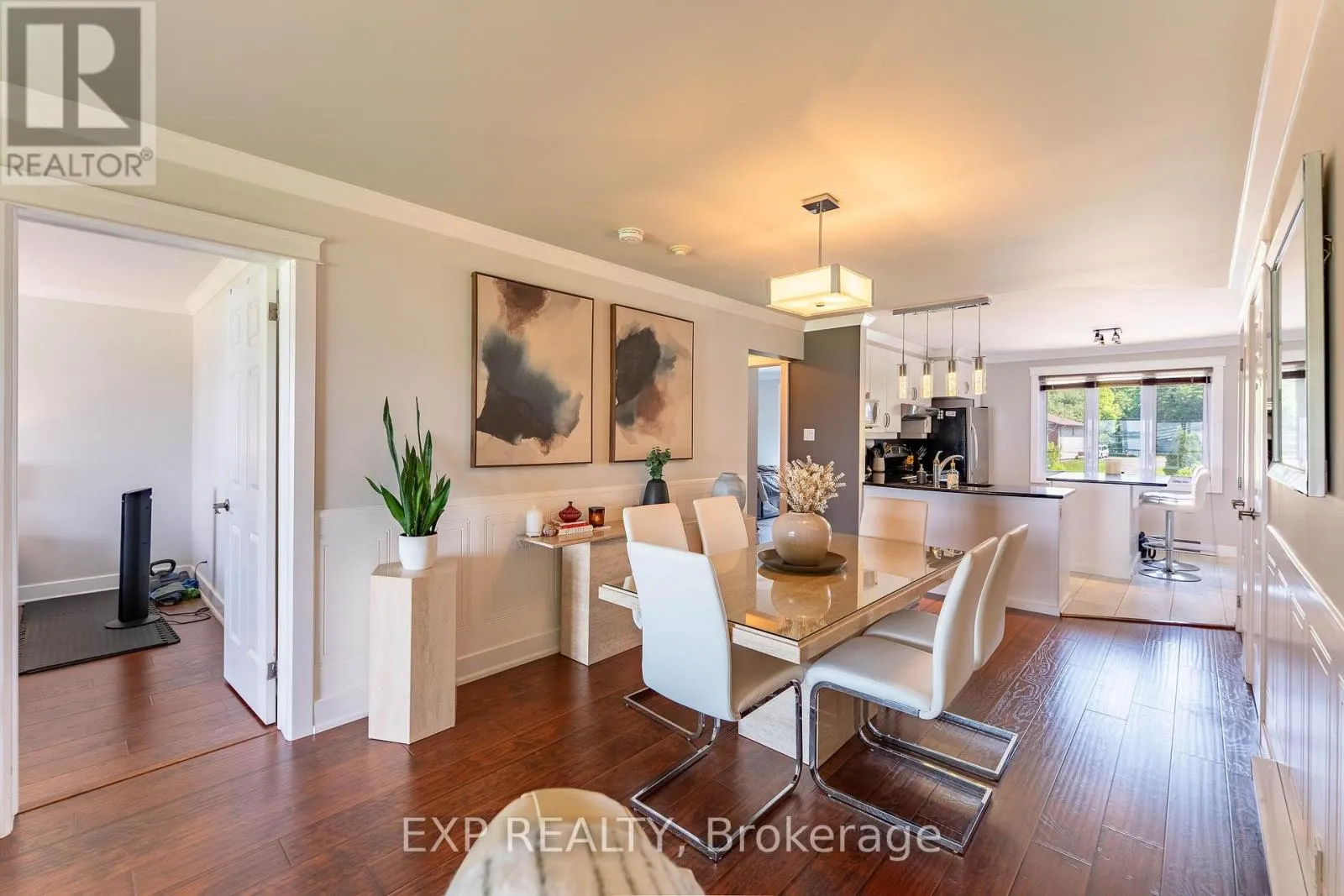 B6 - 160 EDWARDS STREET