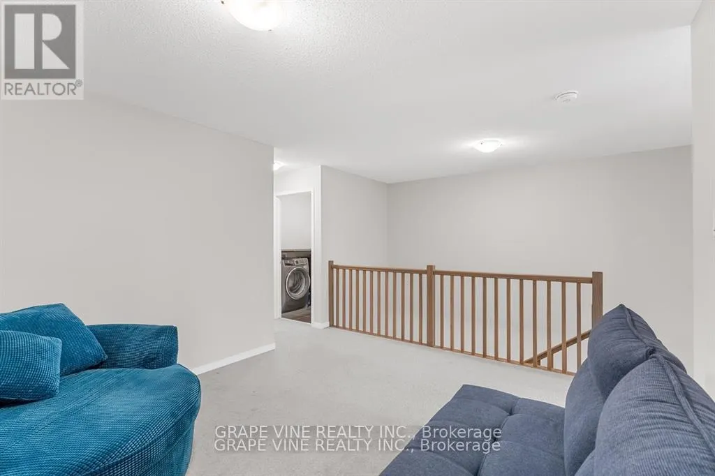 678 TALIESIN CRESCENT