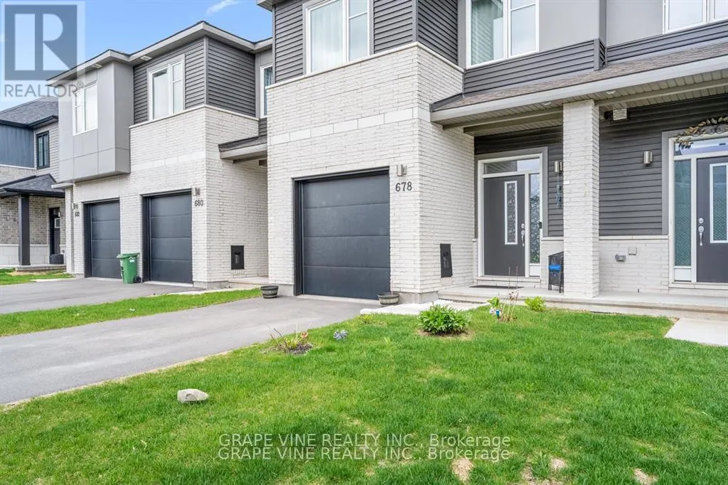 678 TALIESIN CRESCENT