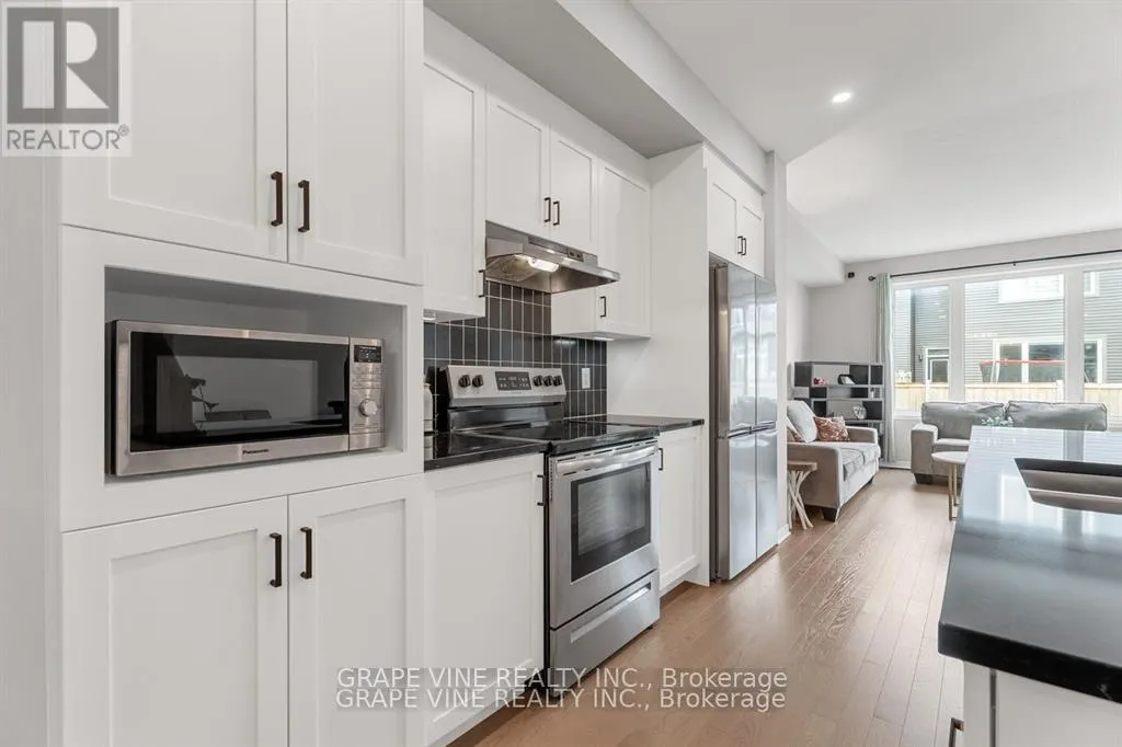 678 TALIESIN CRESCENT
