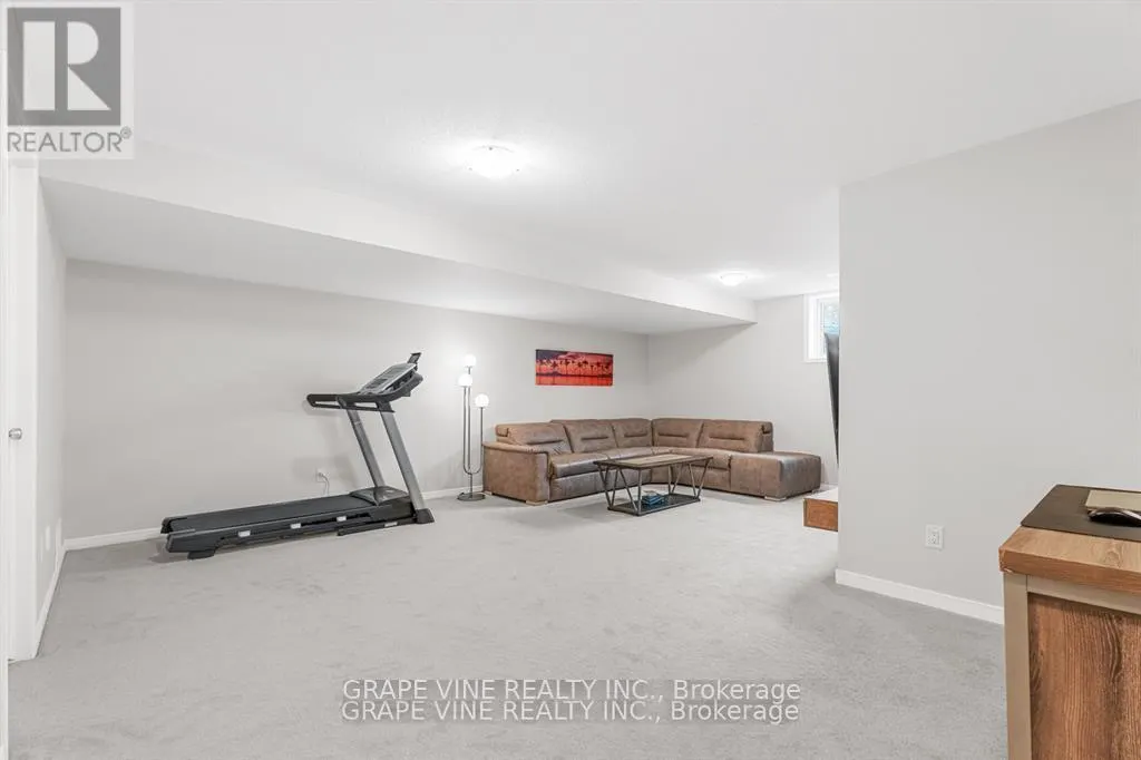 678 TALIESIN CRESCENT