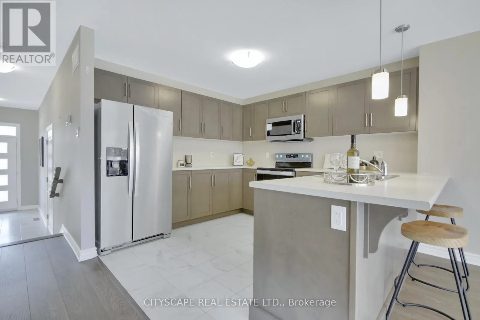 46 GRIFFITH WAY
