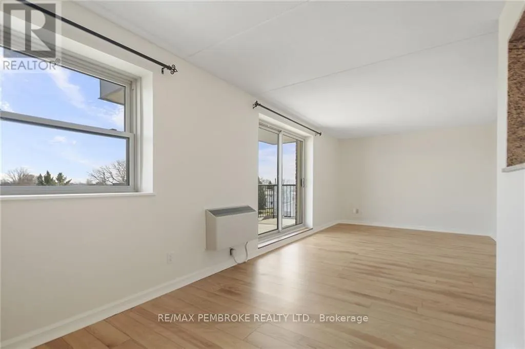 408 - 206 WOODWARD STREET, #408