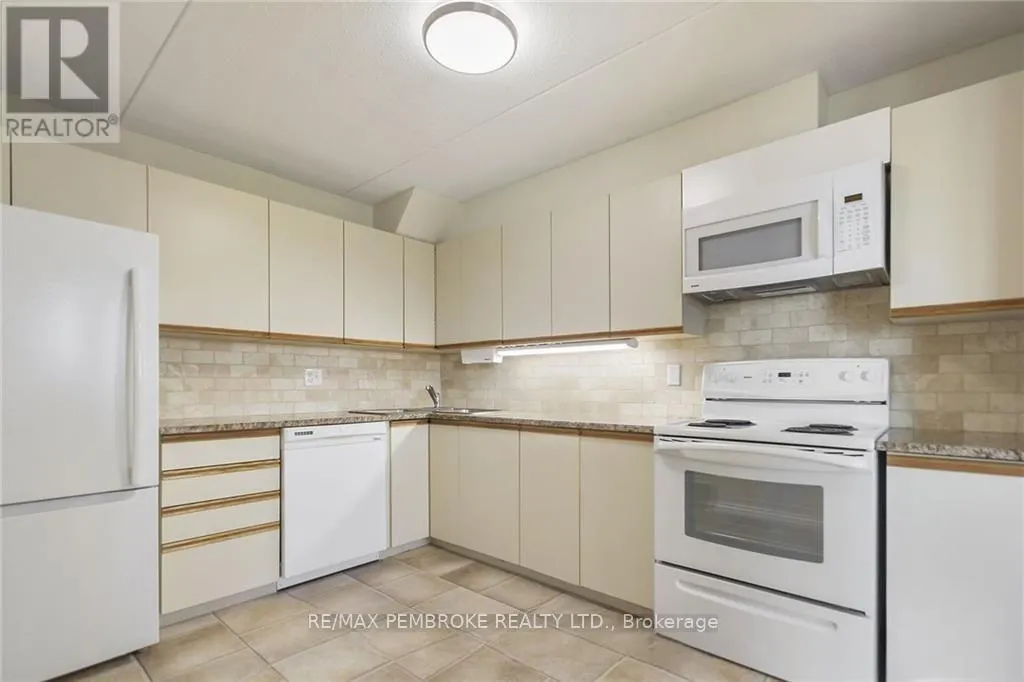 408 - 206 WOODWARD STREET, #408