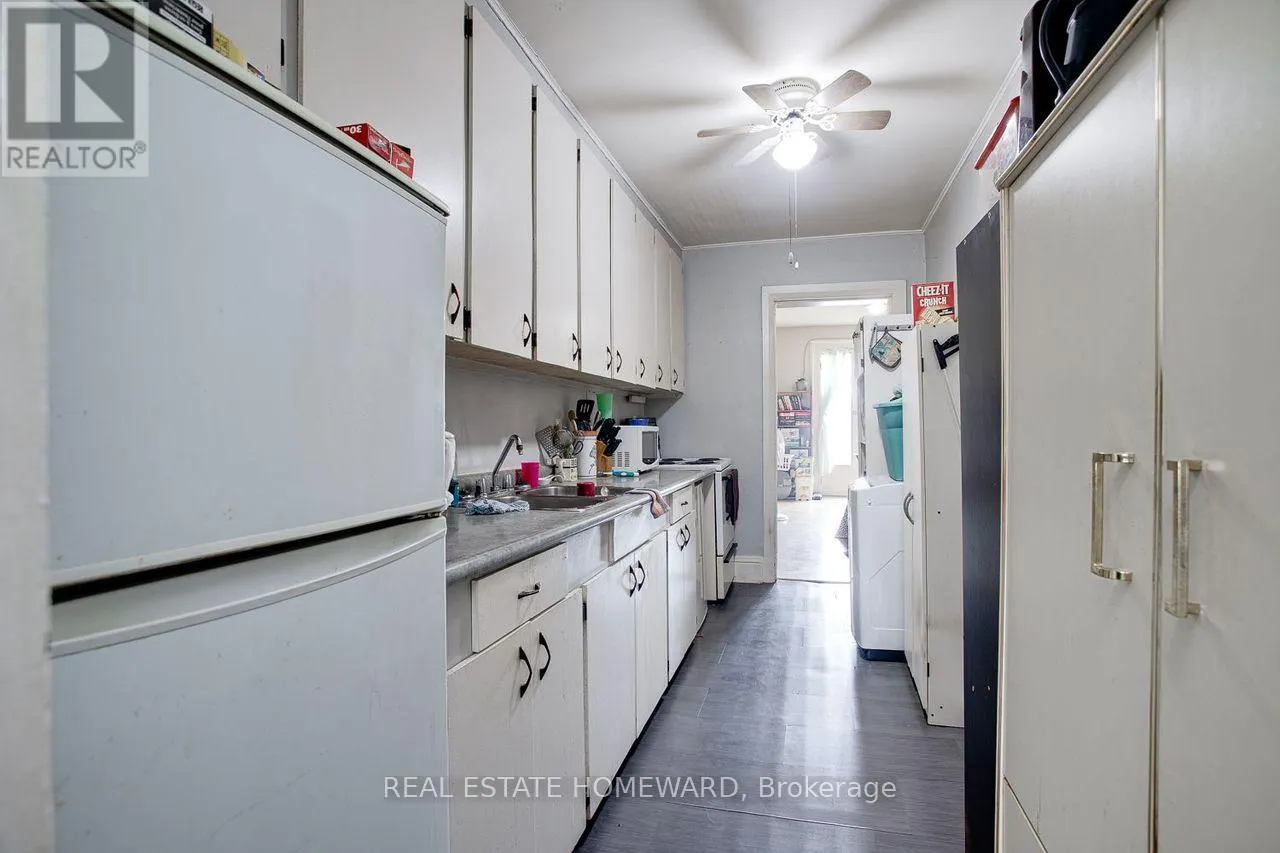 15 - 17 JAMES STREET W