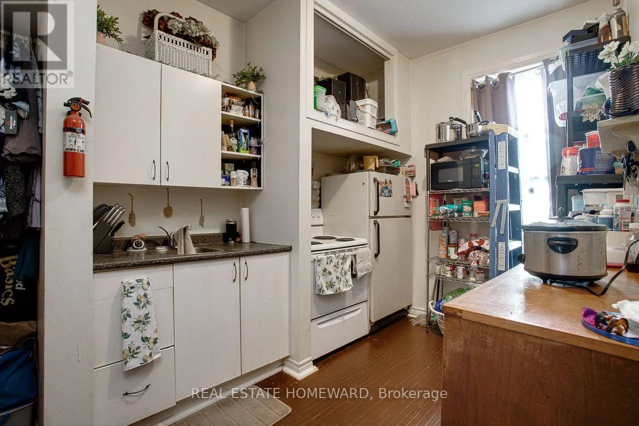 15 - 17 JAMES STREET W
