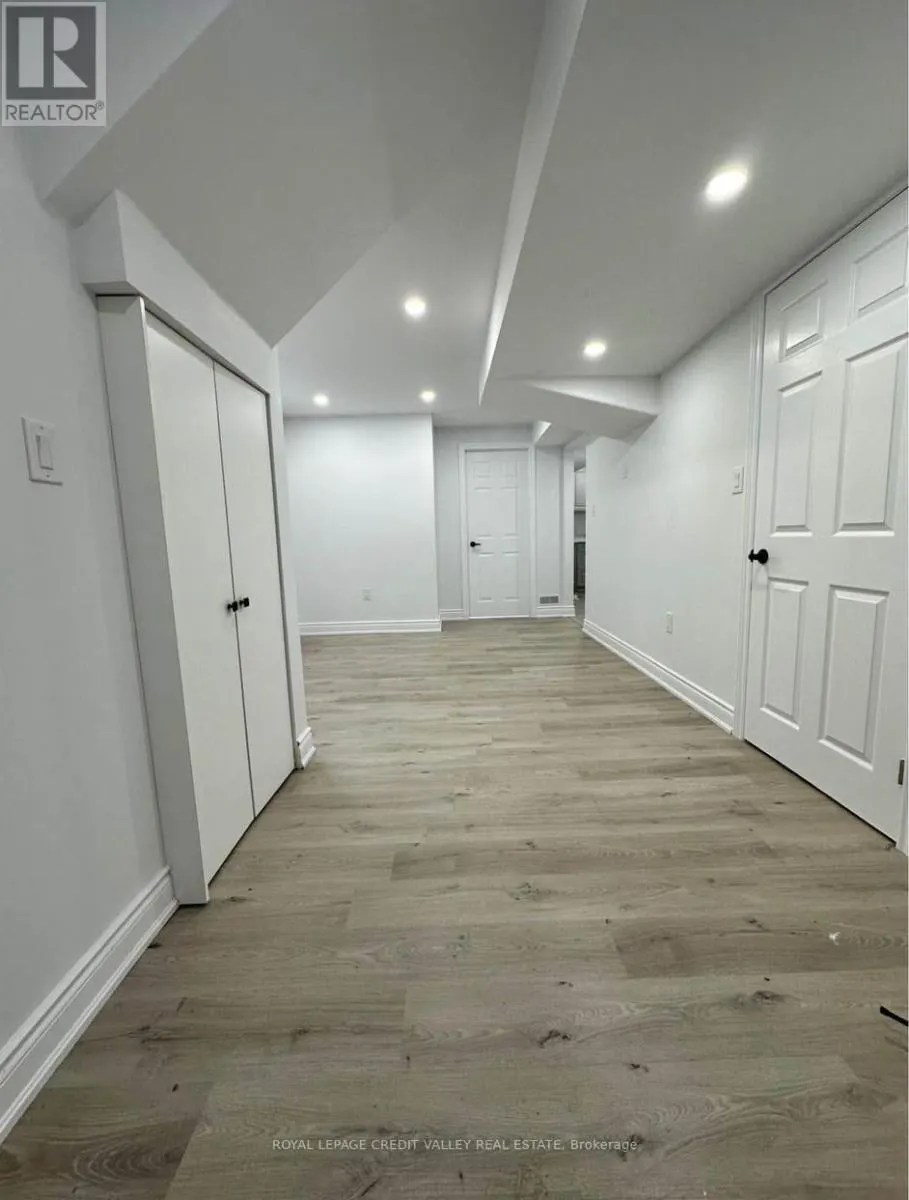 55 ROCKCLIFFE DRIVE