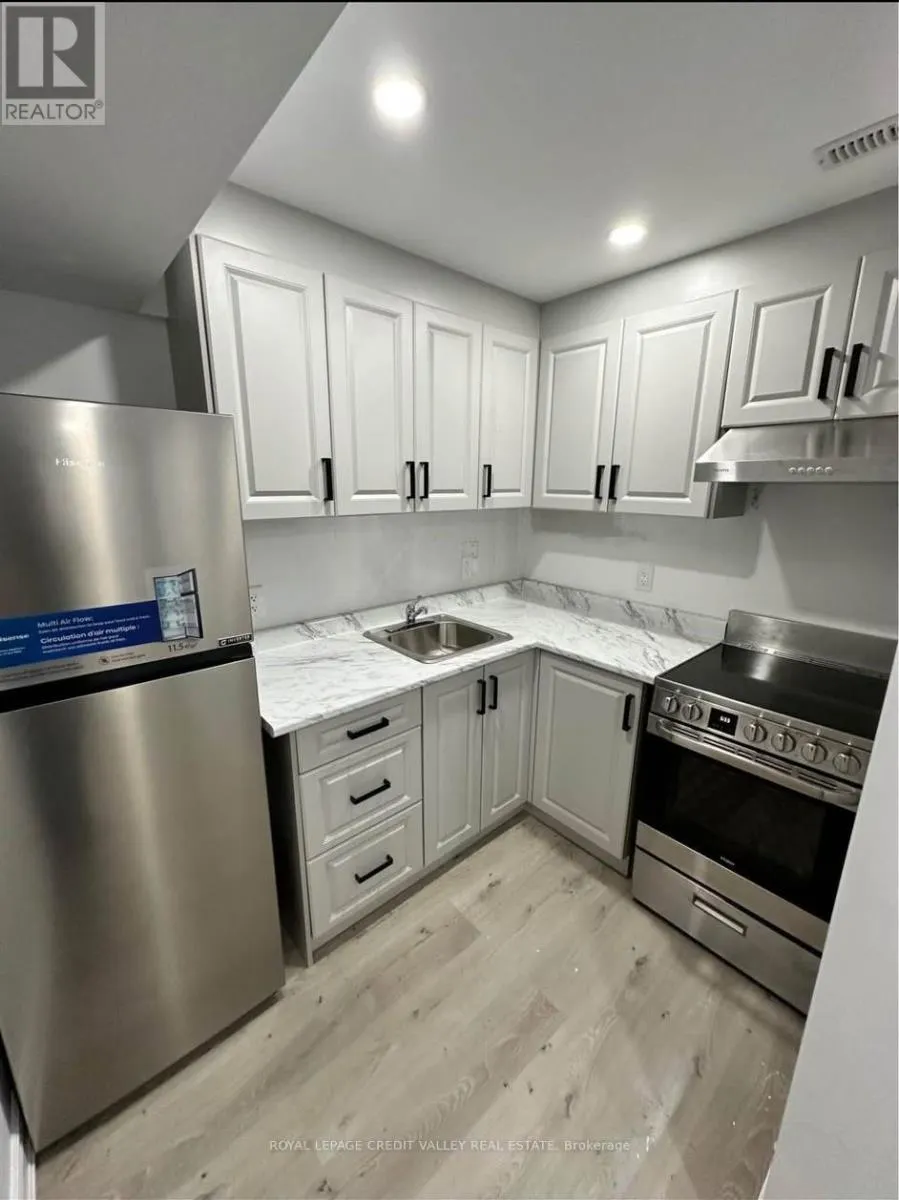 55 ROCKCLIFFE DRIVE