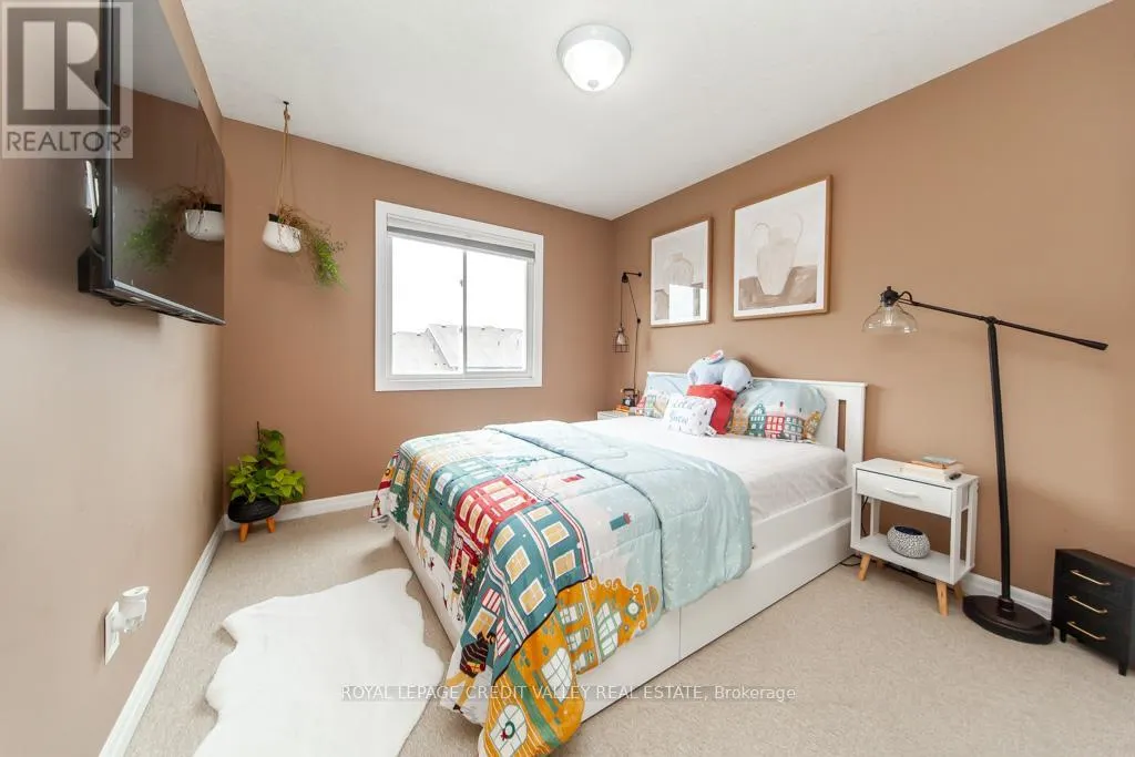 55 ROCKCLIFFE DRIVE