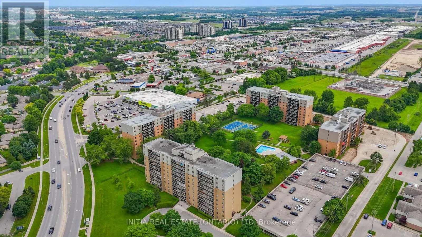 612 - 931 WONDERLAND ROAD S, #612