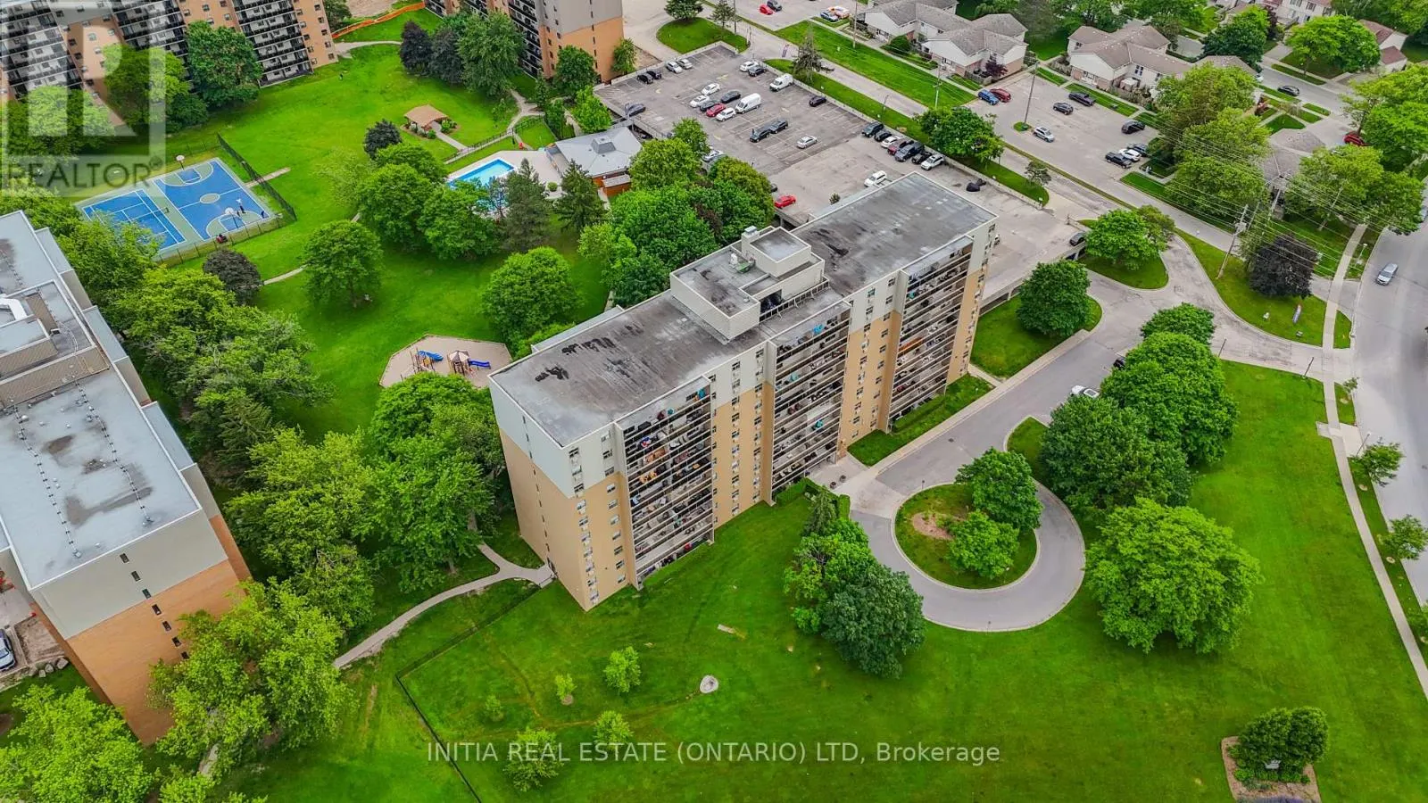 612 - 931 WONDERLAND ROAD S, #612