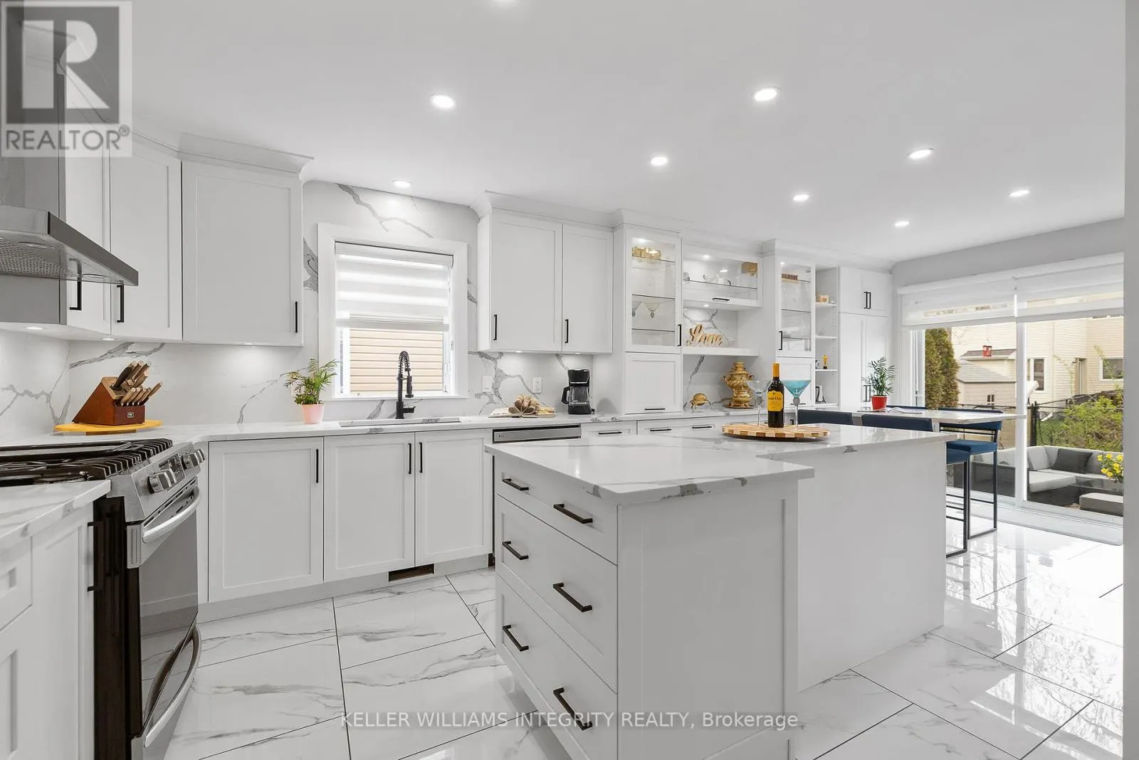 644 DEVONWOOD CIRCLE