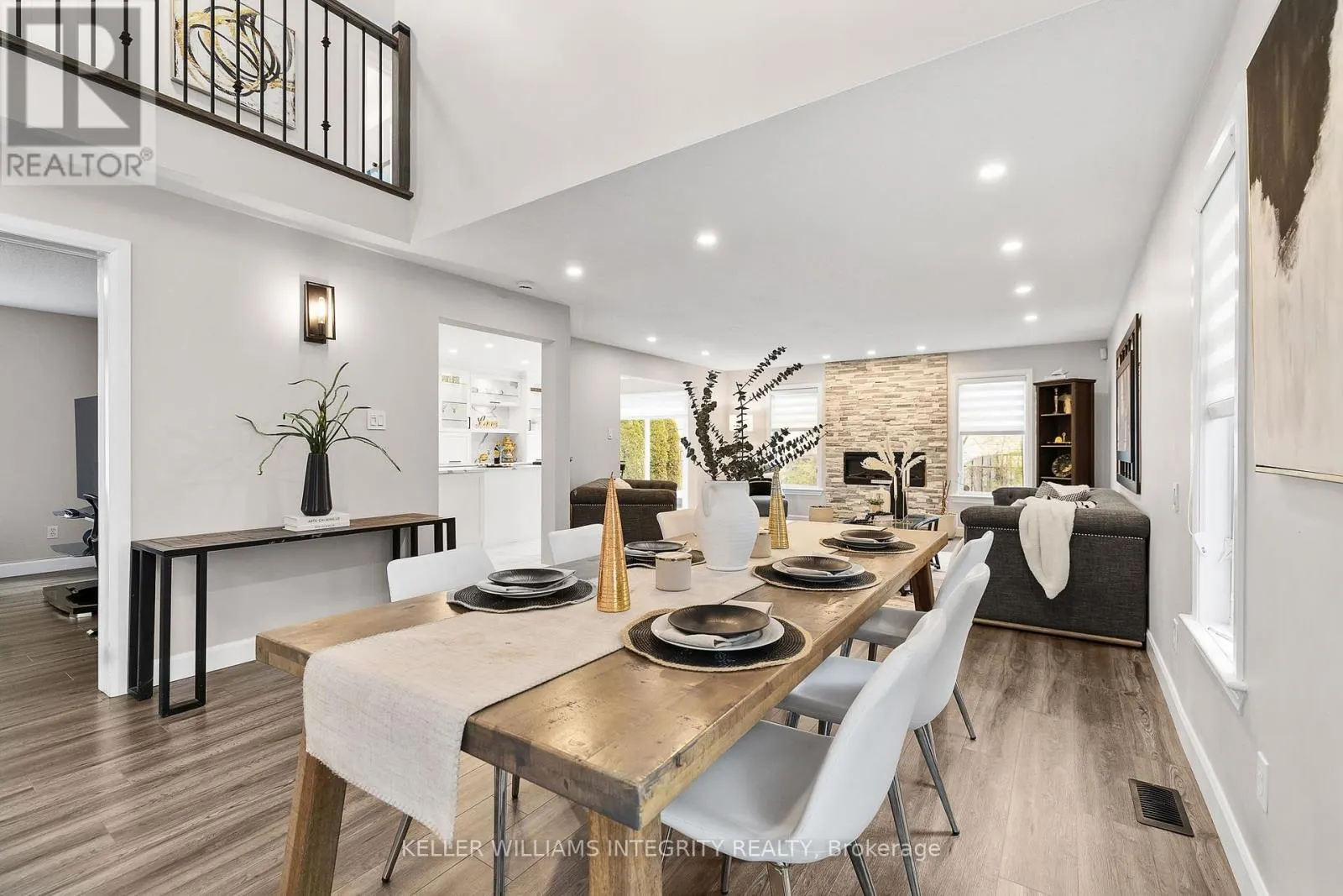 644 DEVONWOOD CIRCLE