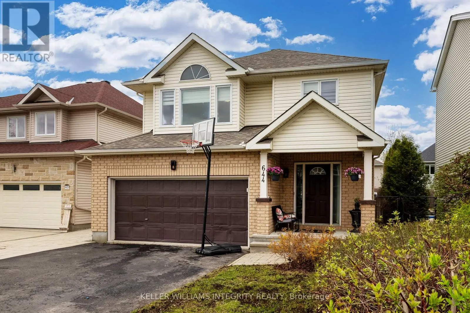 644 DEVONWOOD CIRCLE