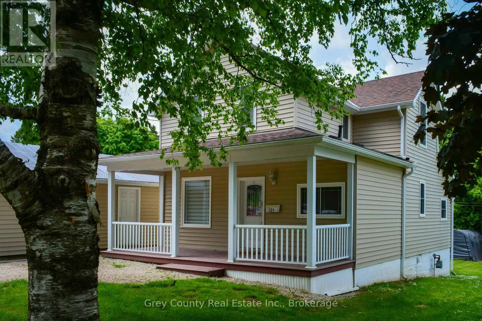124 LORNE STREET
