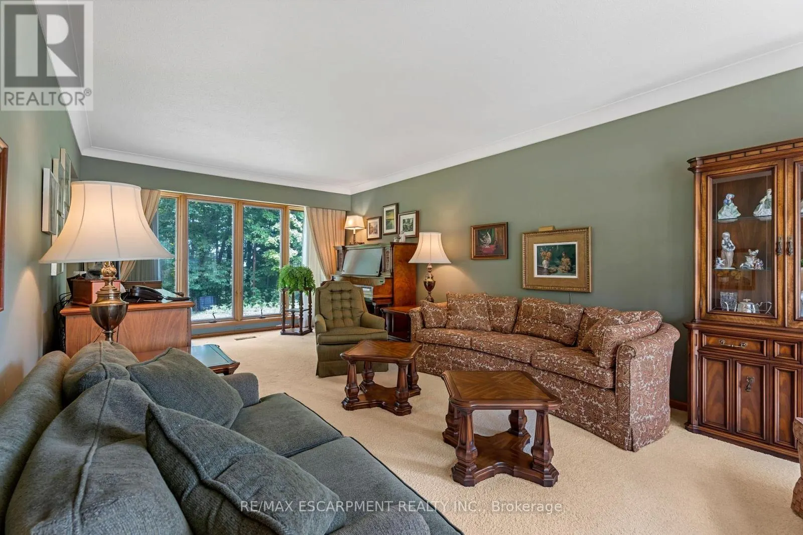 13 LESLIE DRIVE