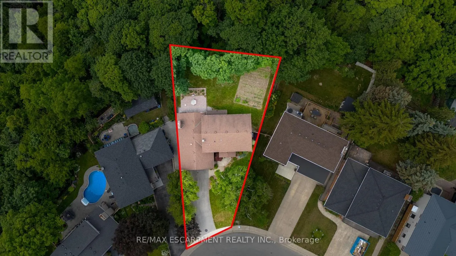 13 LESLIE DRIVE