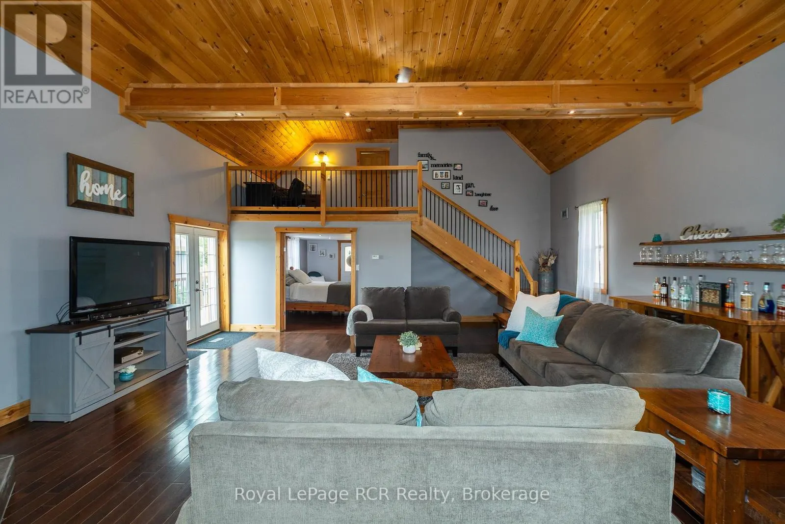 406428 GREY RD 4
