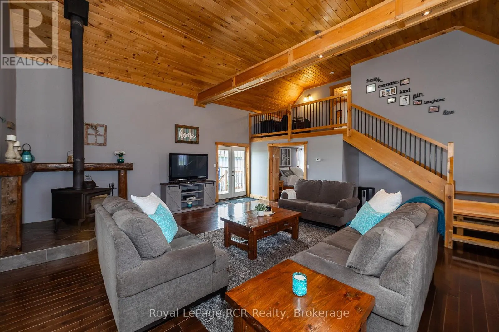 406428 GREY RD 4