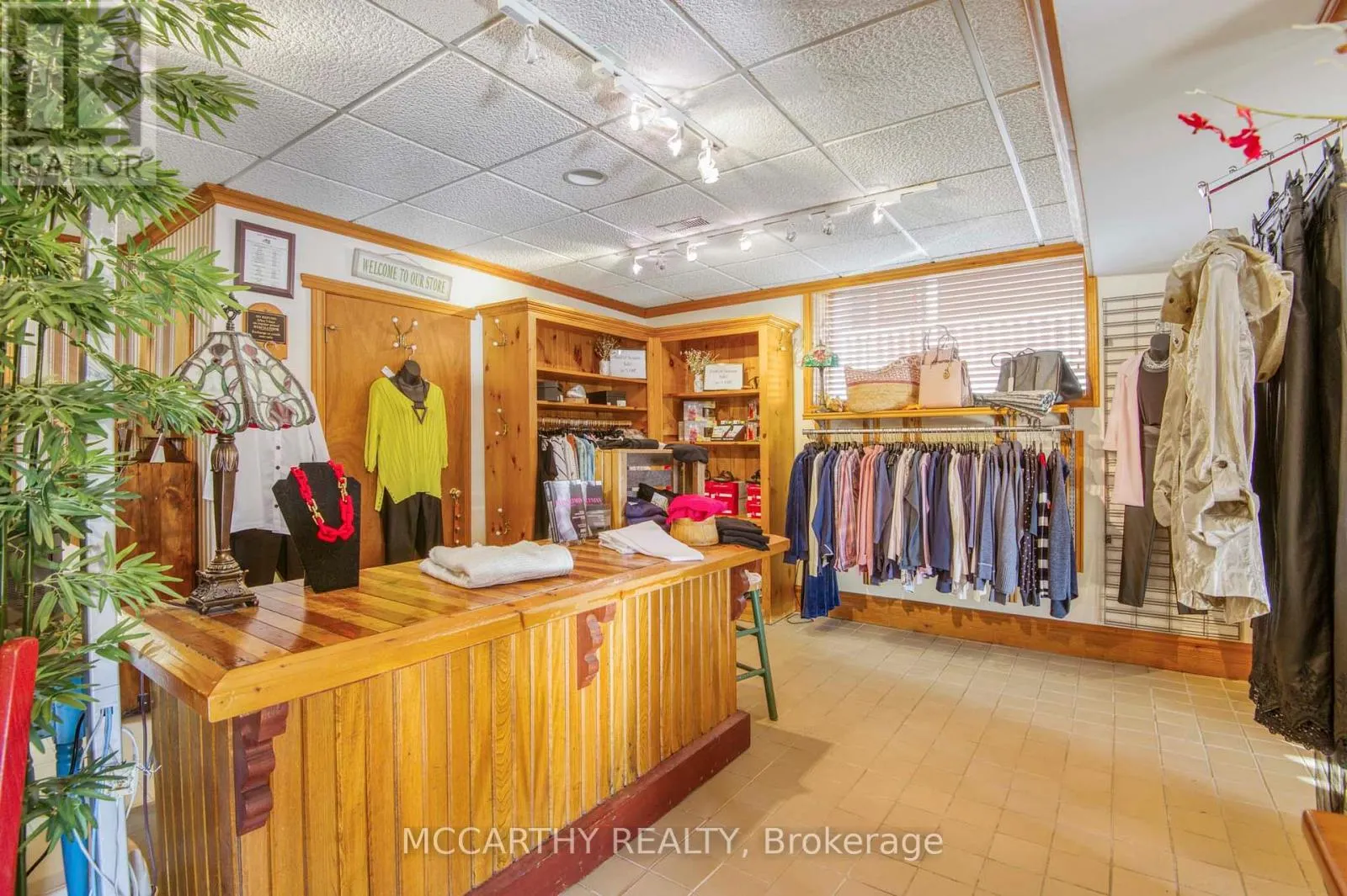 21 TORONTO STREET S