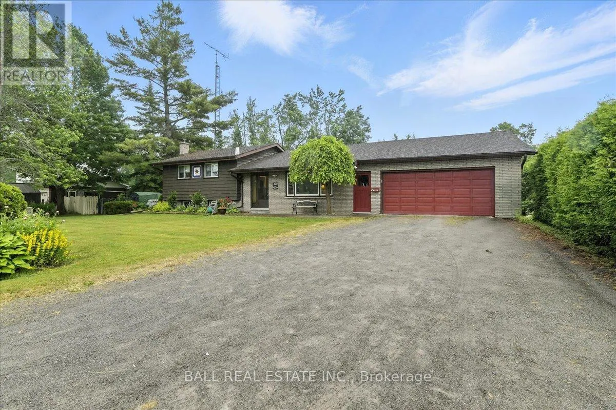 601 CHURCHILL CRESCENT