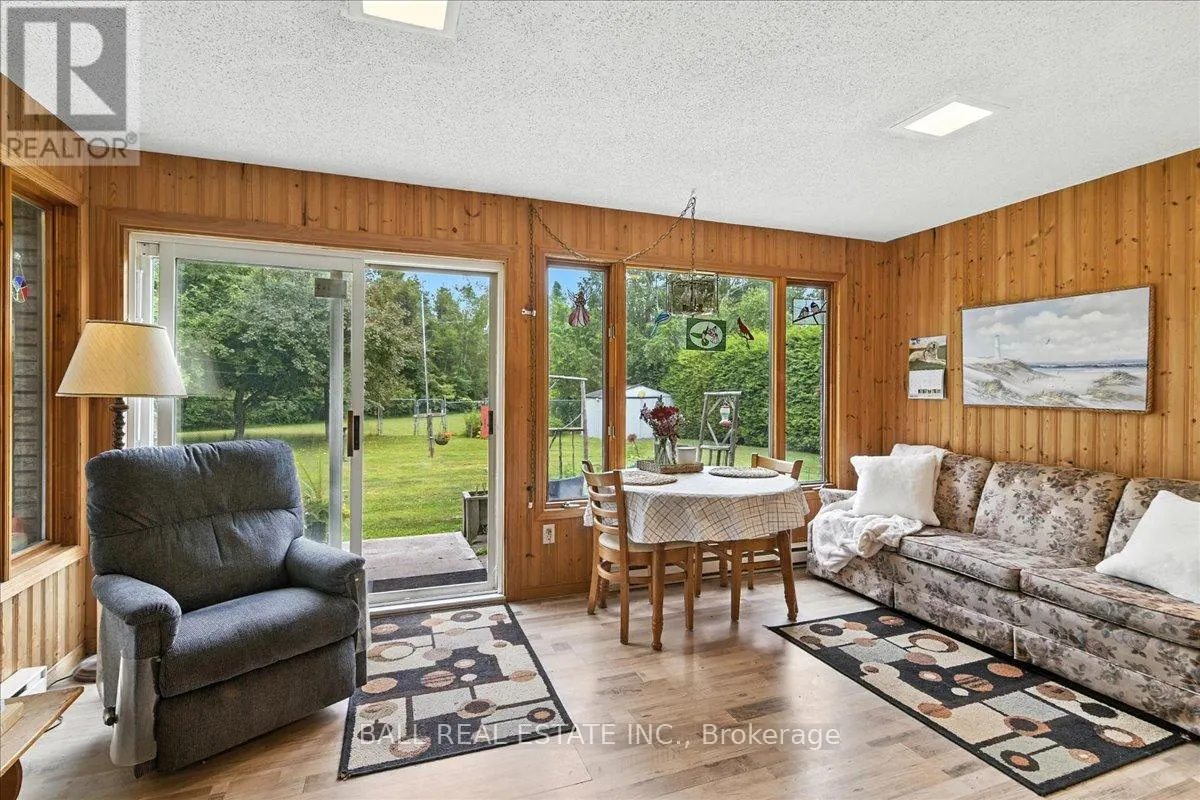 601 CHURCHILL CRESCENT